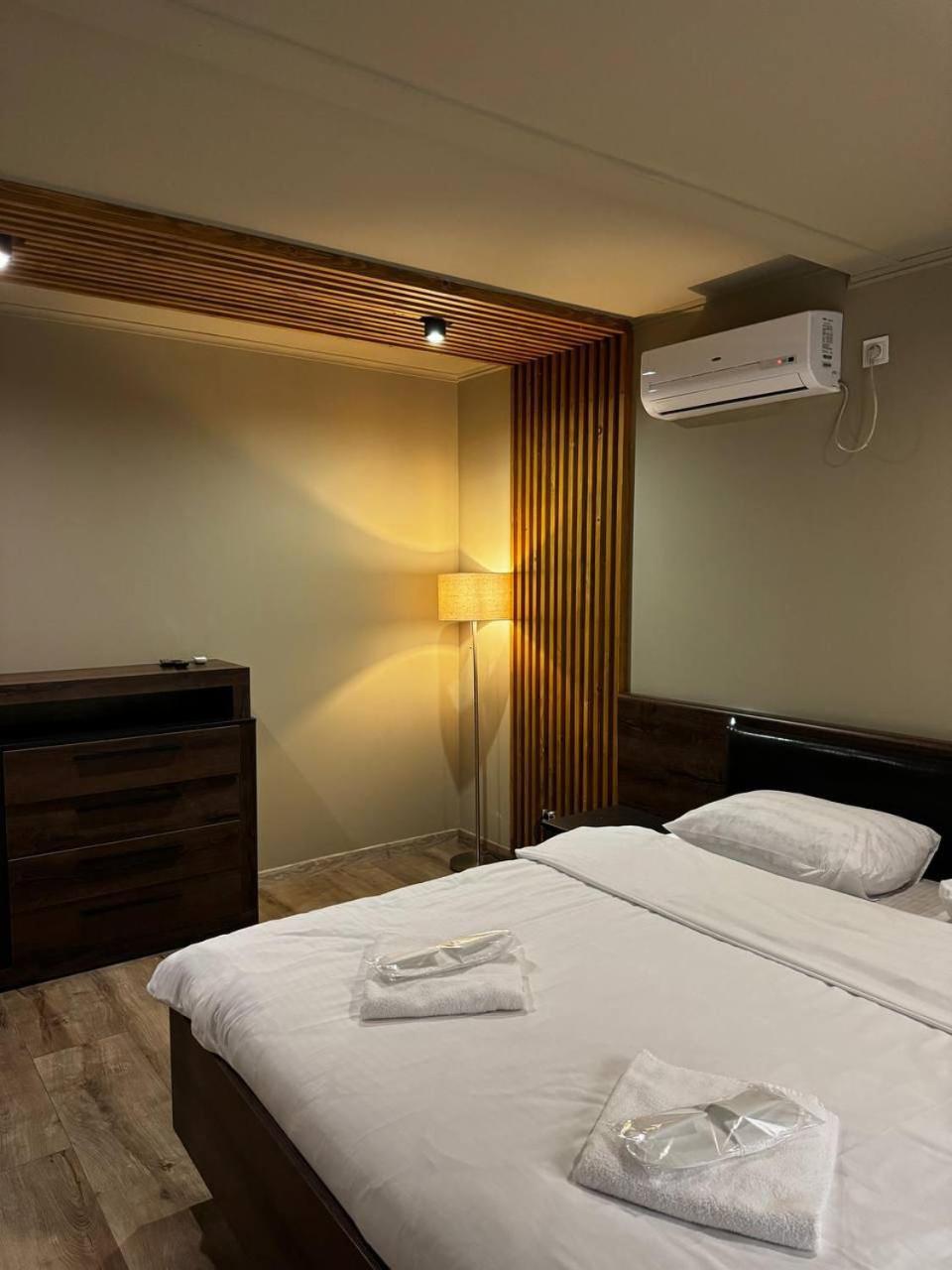 Hotel Orlyne Gnizdo Czernowitz Zimmer foto