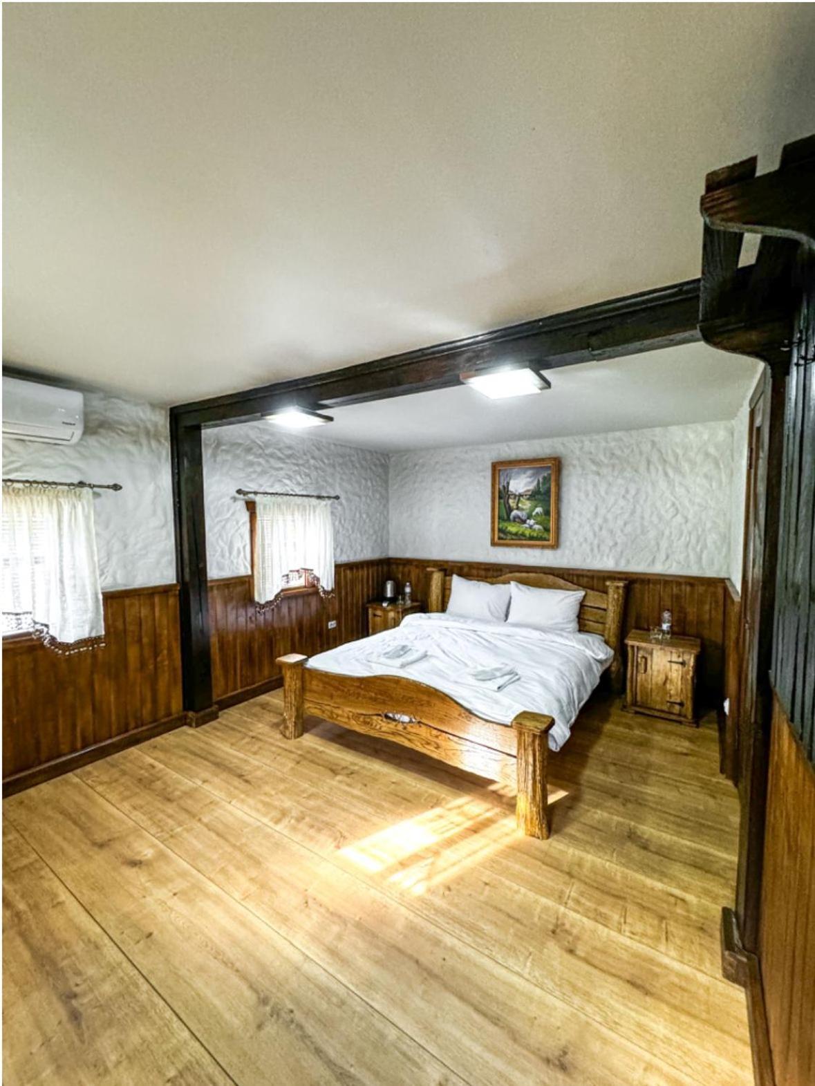 Hotel Orlyne Gnizdo Czernowitz Zimmer foto