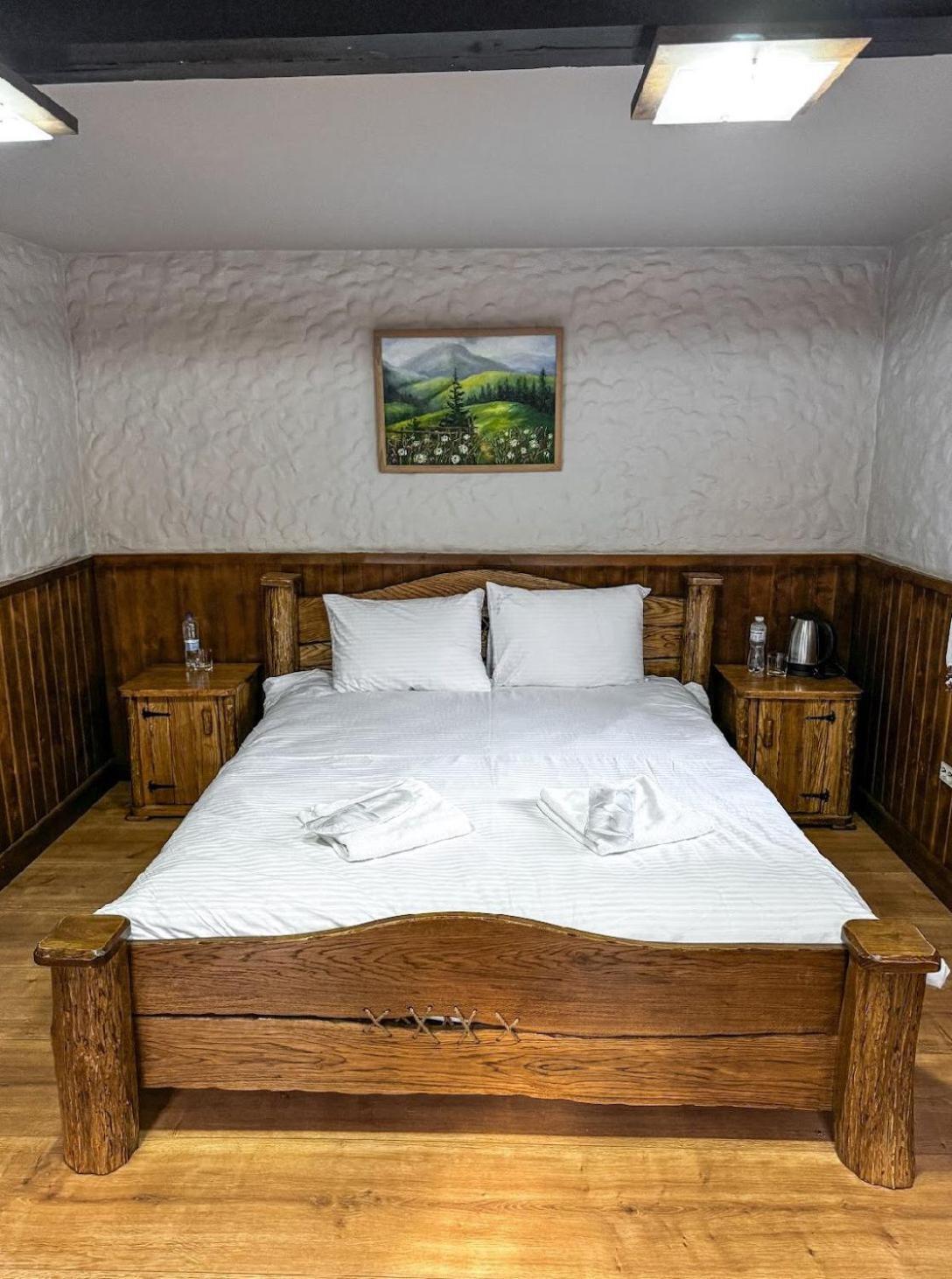 Hotel Orlyne Gnizdo Czernowitz Zimmer foto